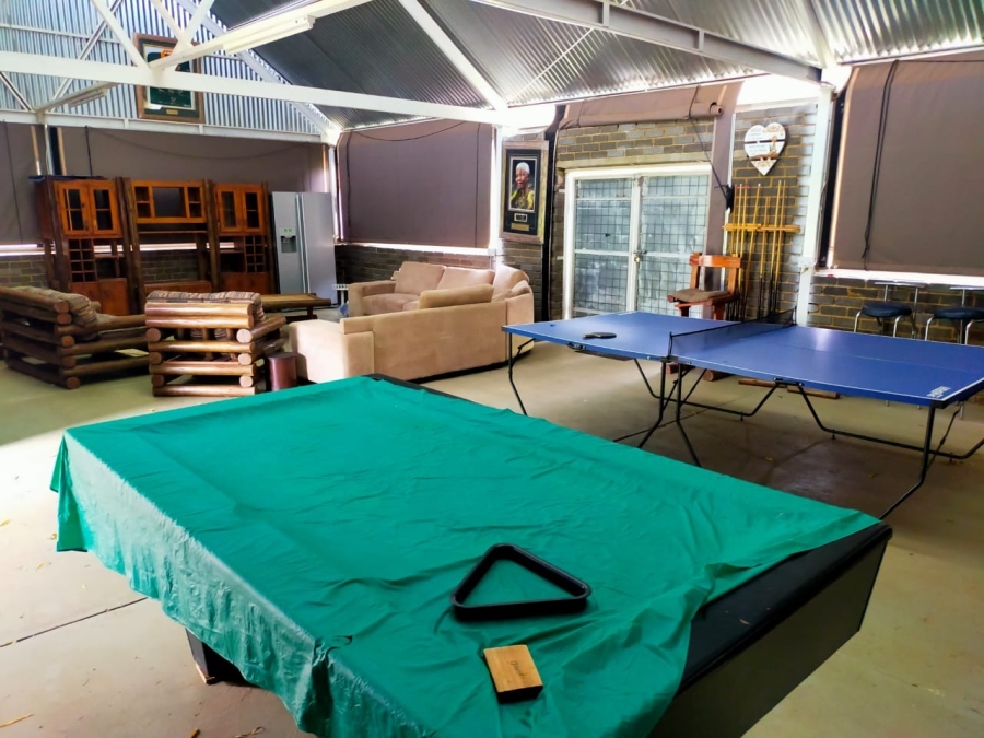 21 Bedroom Property for Sale in Woodstock A H North West
